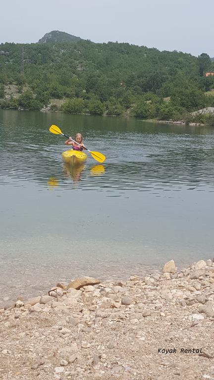 Holiday Home Zoric Nikšić Kültér fotó